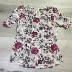 Sheer Mesh Floral Short Sleeve Fitted Top, Estimated Size Medium